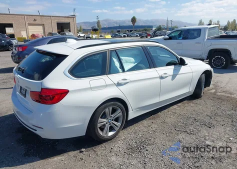 2017 BMW 330I xDrive z USA, uszkodzony, nr VIN WBA8K3C58HK679325